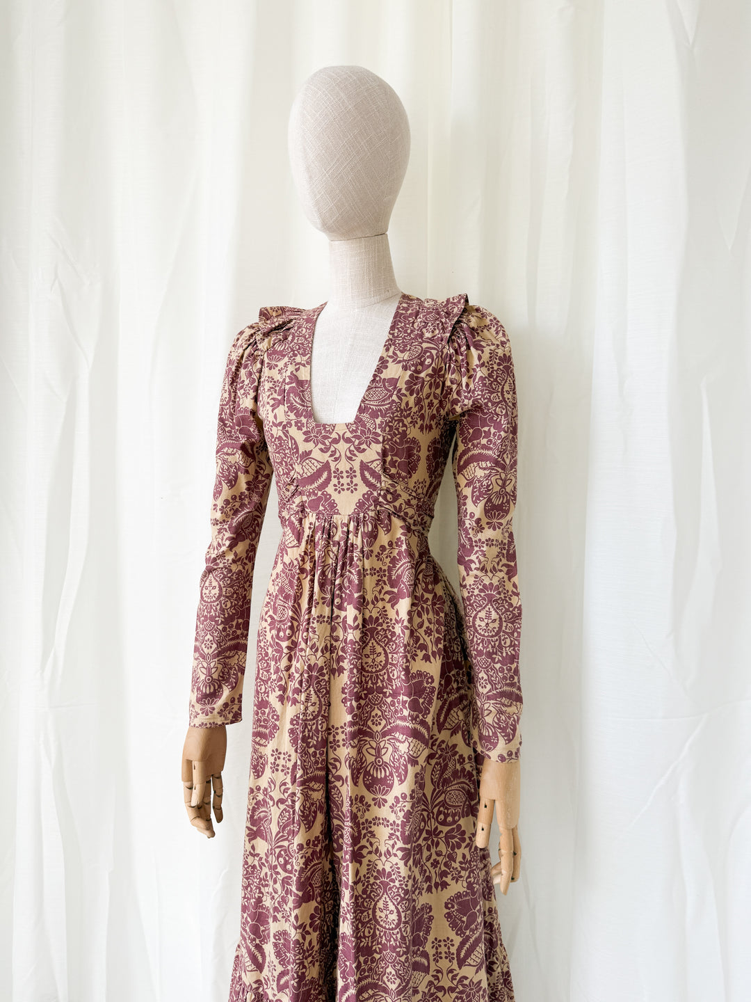 Divine Holy Grail Rare 1970s Dove Clothing Company Cotton Prairie Midaxi Dress