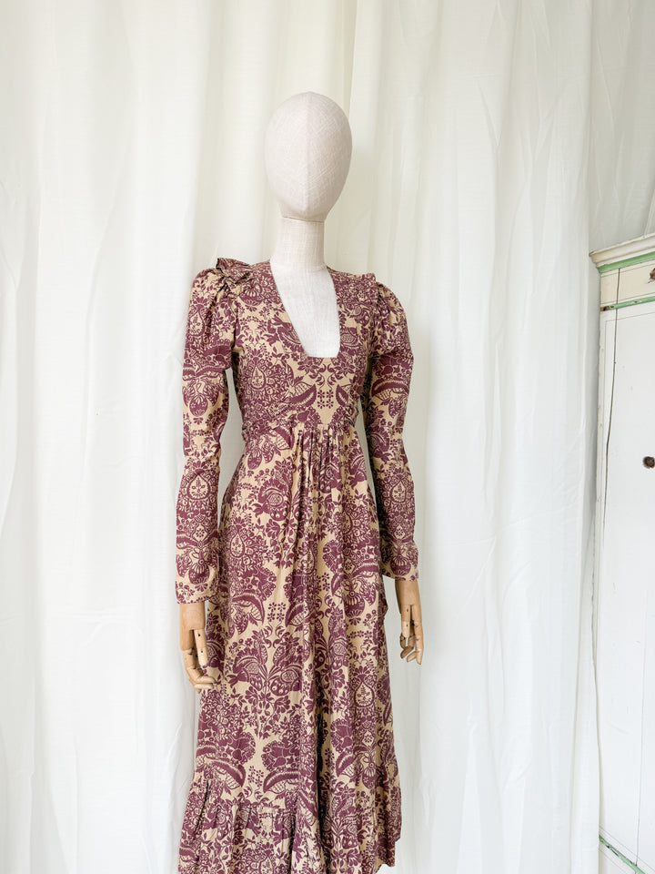Divine Holy Grail Rare 1970s Dove Clothing Company Cotton Prairie Midaxi Dress