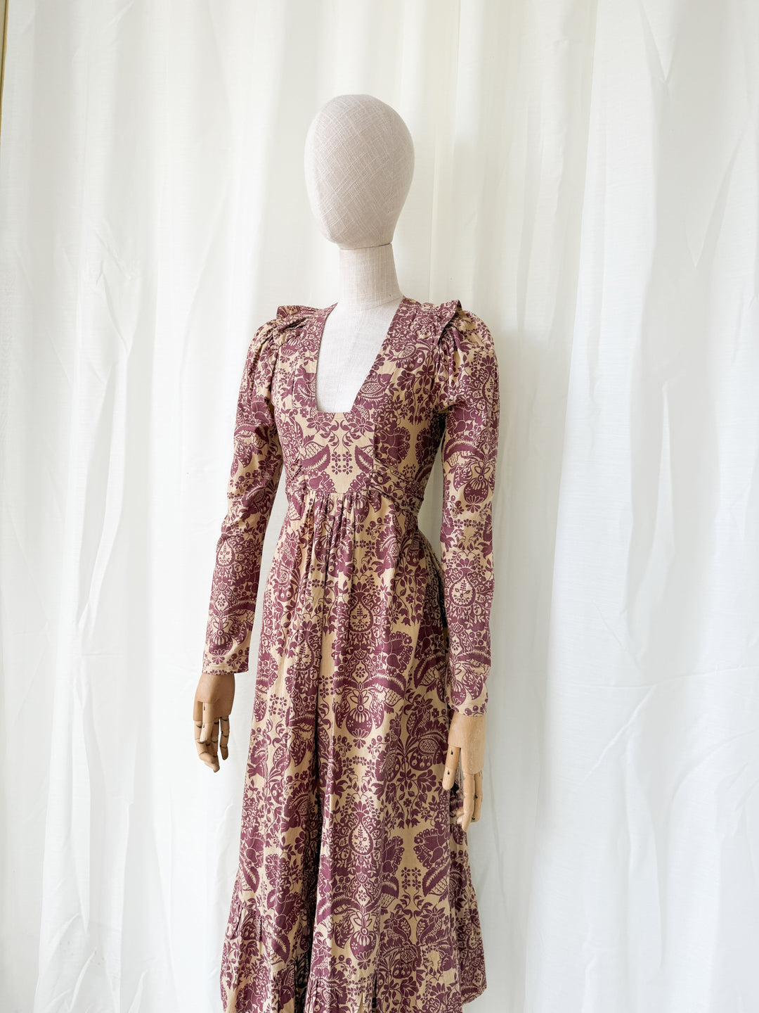 Divine Holy Grail Rare 1970s Dove Clothing Company Cotton Prairie Midaxi Dress