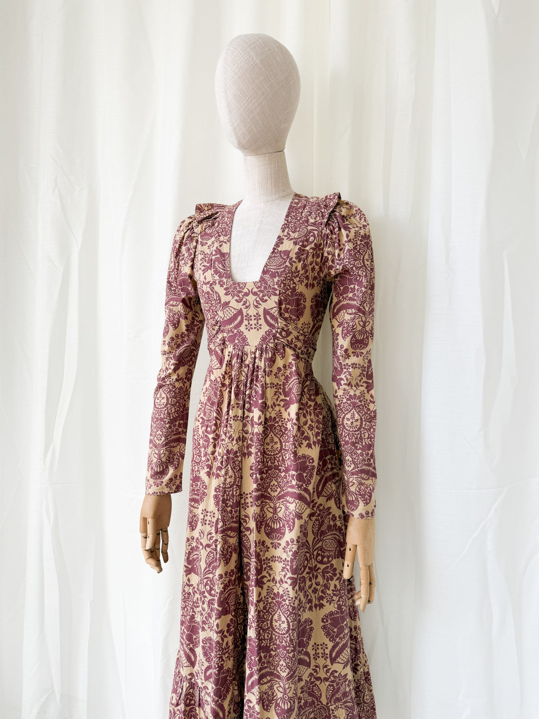 Divine Holy Grail Rare 1970s Dove Clothing Company Cotton Prairie Midaxi Dress