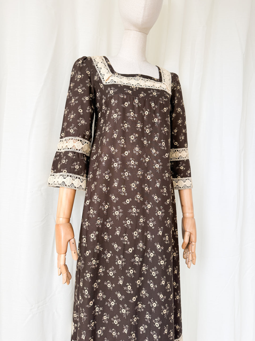 Incredible Beautiful Rare 1970s Lace Trimmed Brown Cotton Maxi Dress by Monet London
