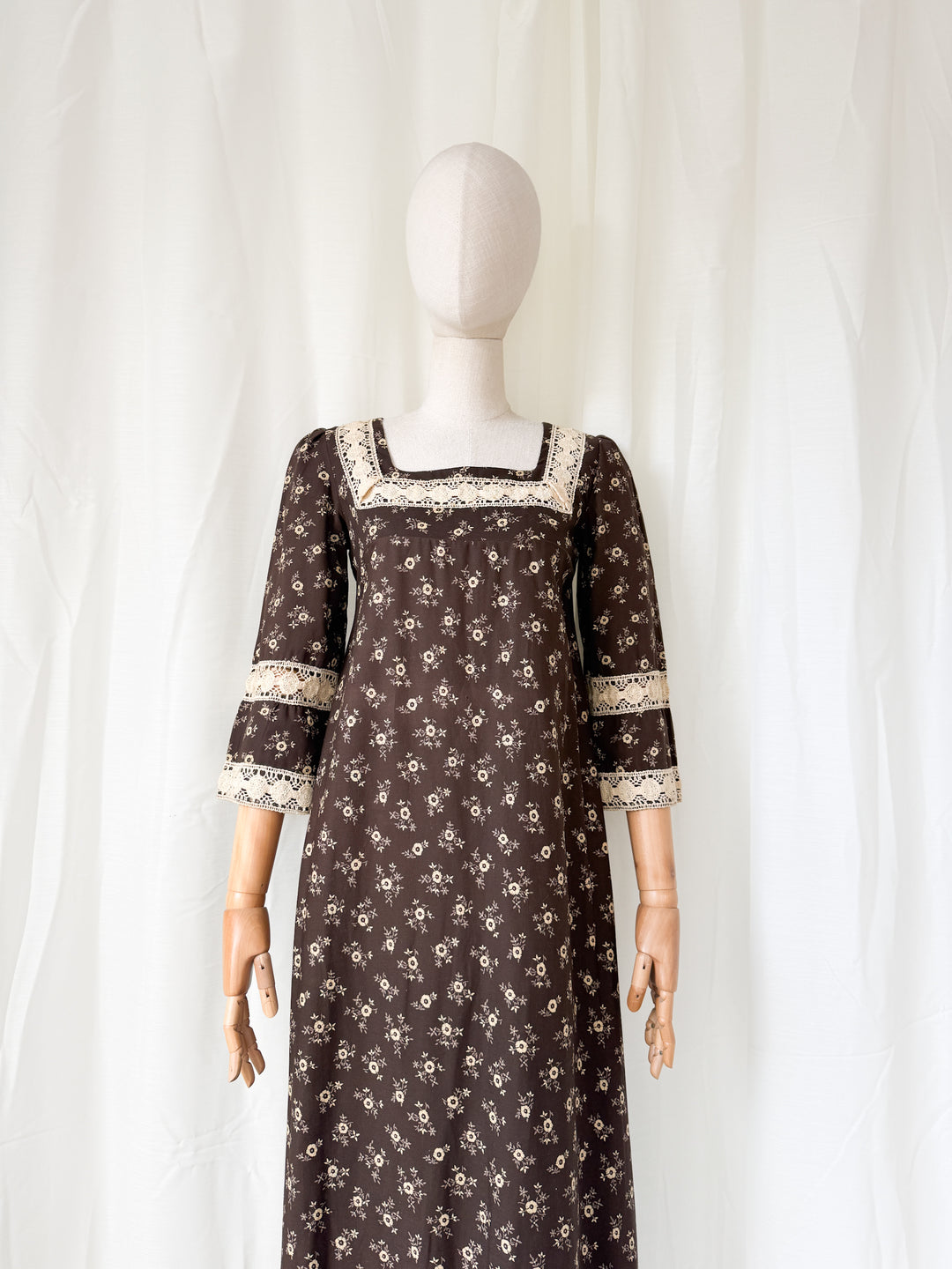 Incredible Beautiful Rare 1970s Lace Trimmed Brown Cotton Maxi Dress by Monet London