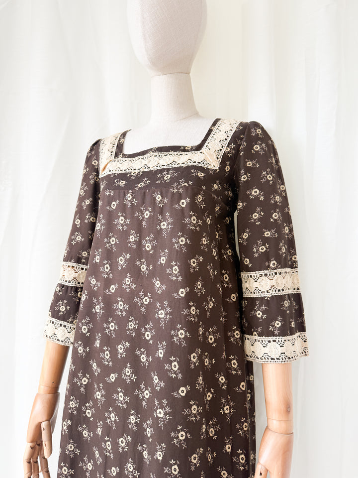 Incredible Beautiful Rare 1970s Lace Trimmed Brown Cotton Maxi Dress by Monet London