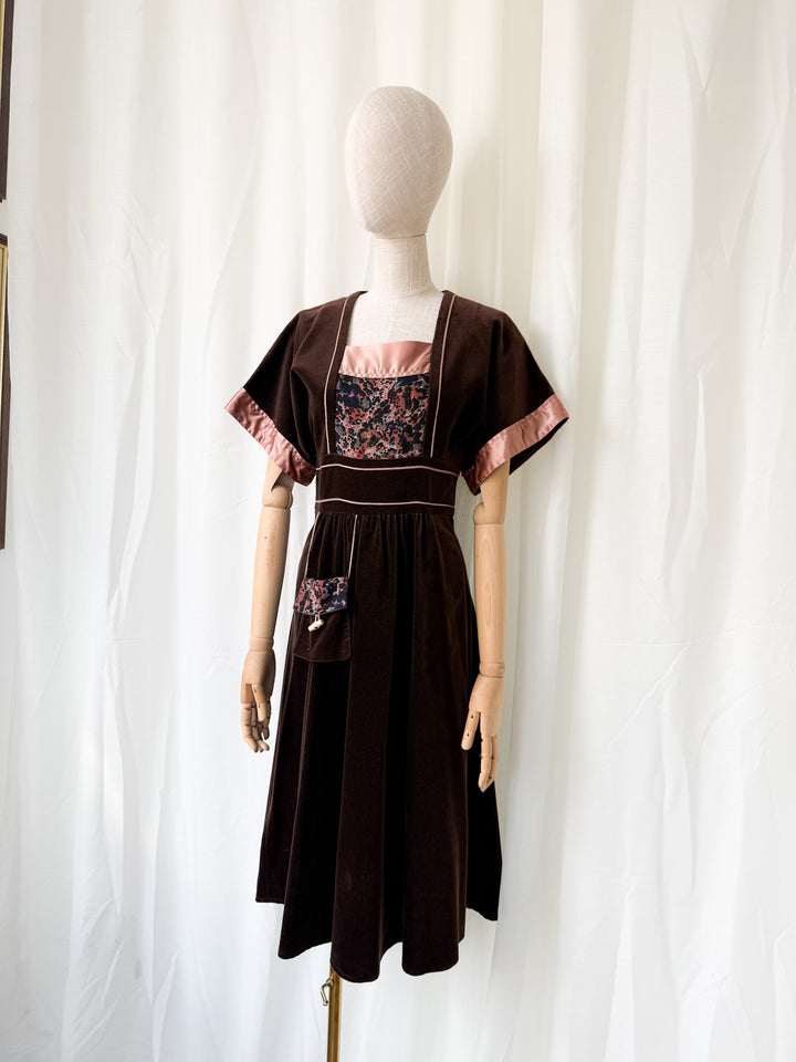 Stunning Rare 1970s Marion Donaldson Velvet Midi Dress