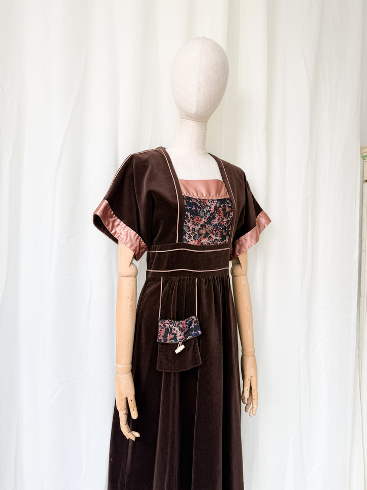Stunning Rare 1970s Marion Donaldson Velvet Midi Dress
