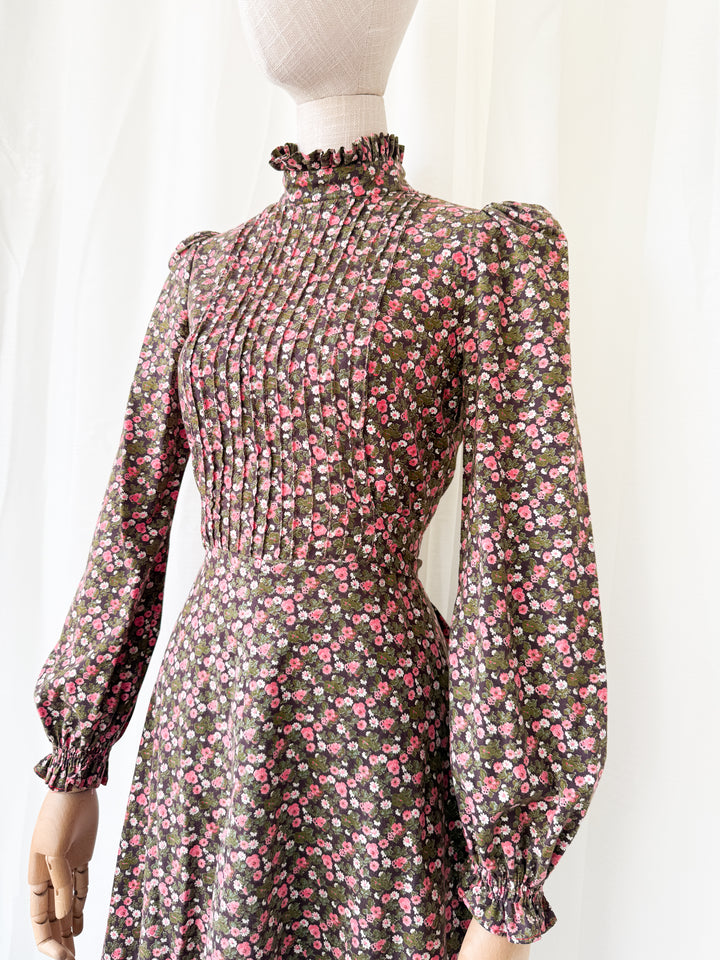 Gorgeous Rare 1970s Brown Floral Cotton Mini Dress by Earlybird