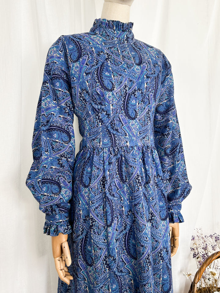 The Varuna ~ BEAUTIFUL 1970S HANDMADE LIBERTY WOOL DRESS