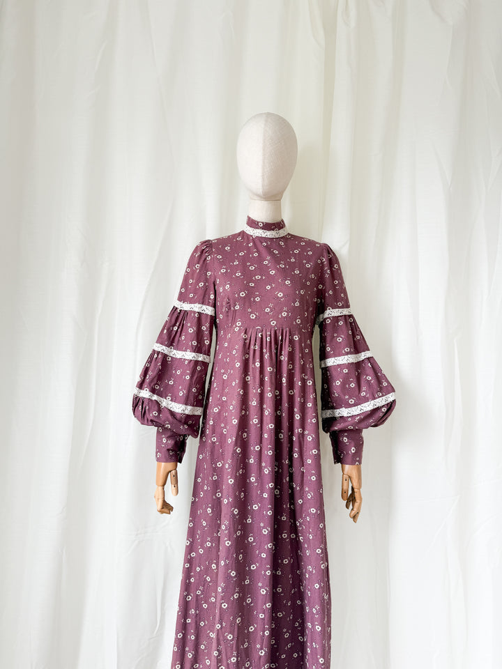 Stunning Rare Marion Donaldson Mauve Floral Cotton Billowing Sleeve Maxi Dress
