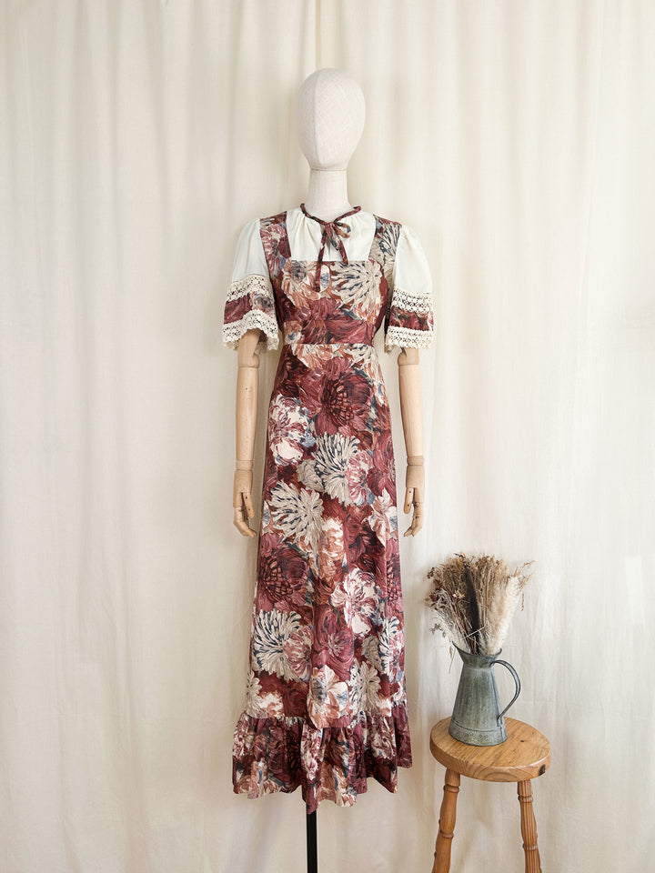 The Willow ~ stunning 70s cotton prairie dress