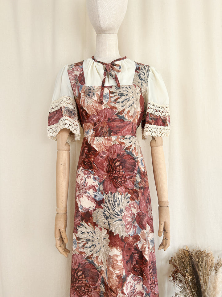 The Willow ~ stunning 70s cotton prairie dress