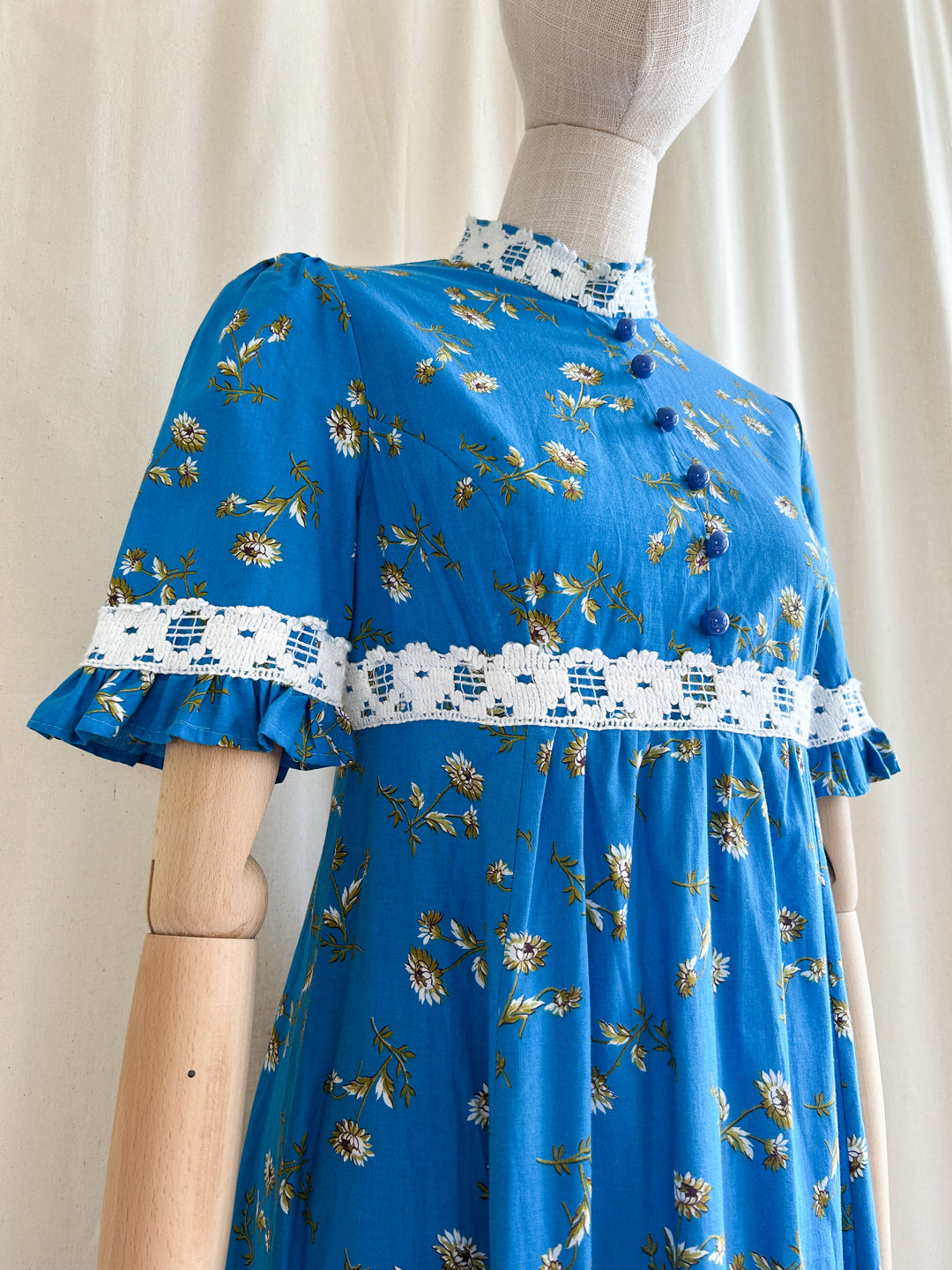 The Crocus ~ stunning cotton 70s prairie dress by Dandi