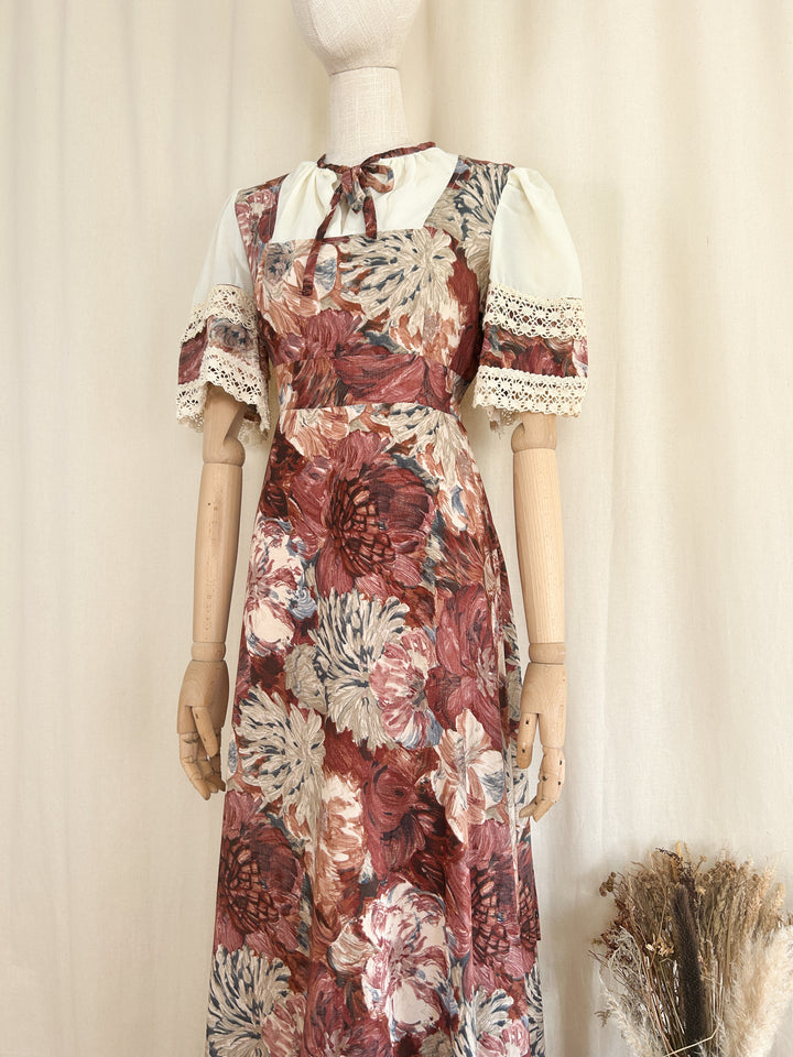 The Willow ~ stunning 70s cotton prairie dress