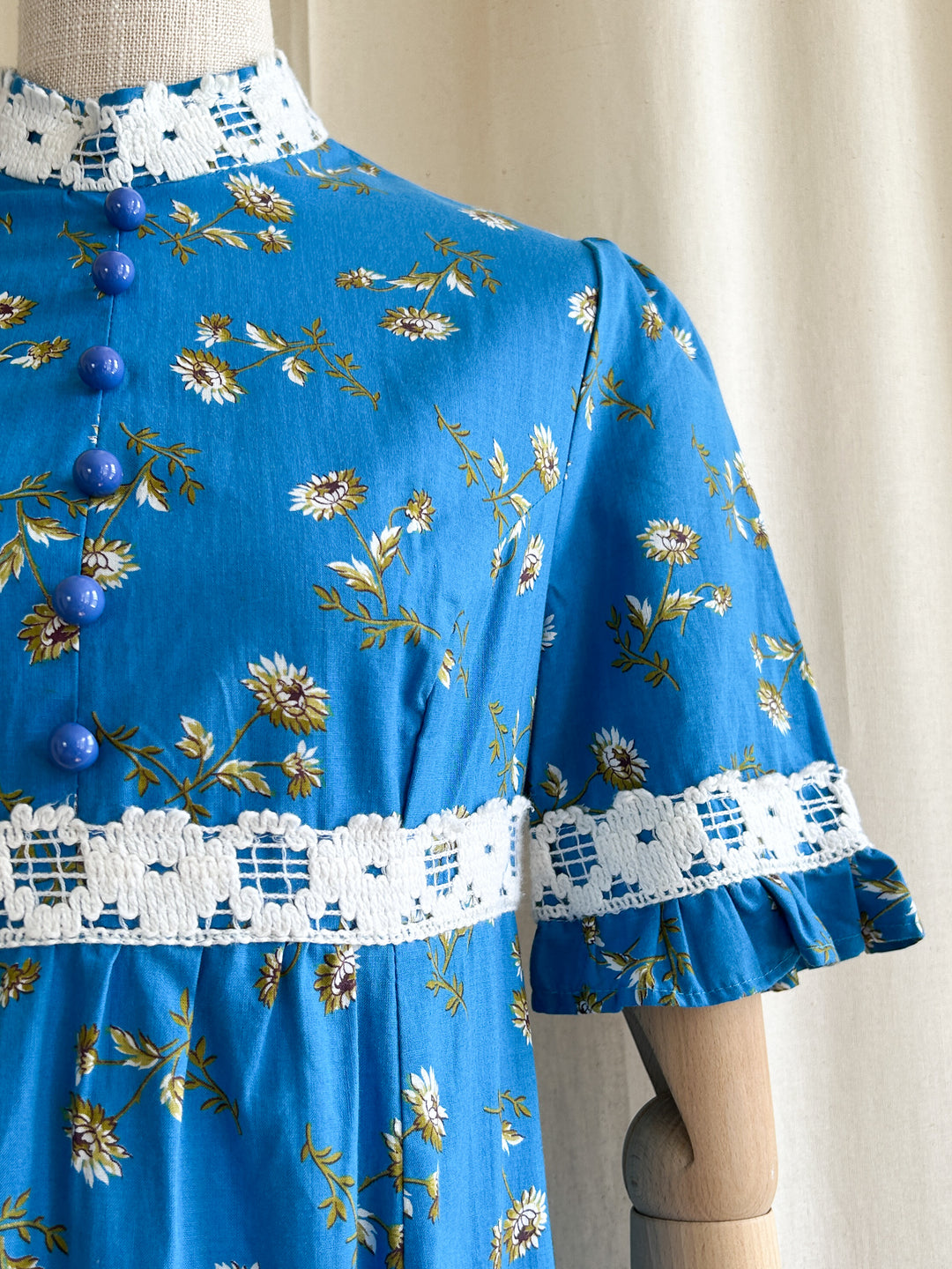 The Crocus ~ stunning cotton 70s prairie dress by Dandi