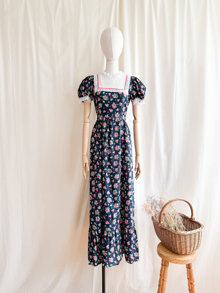Adorable 70s Lace Yoke Black Floral Cotton Prairie Maxi Dress