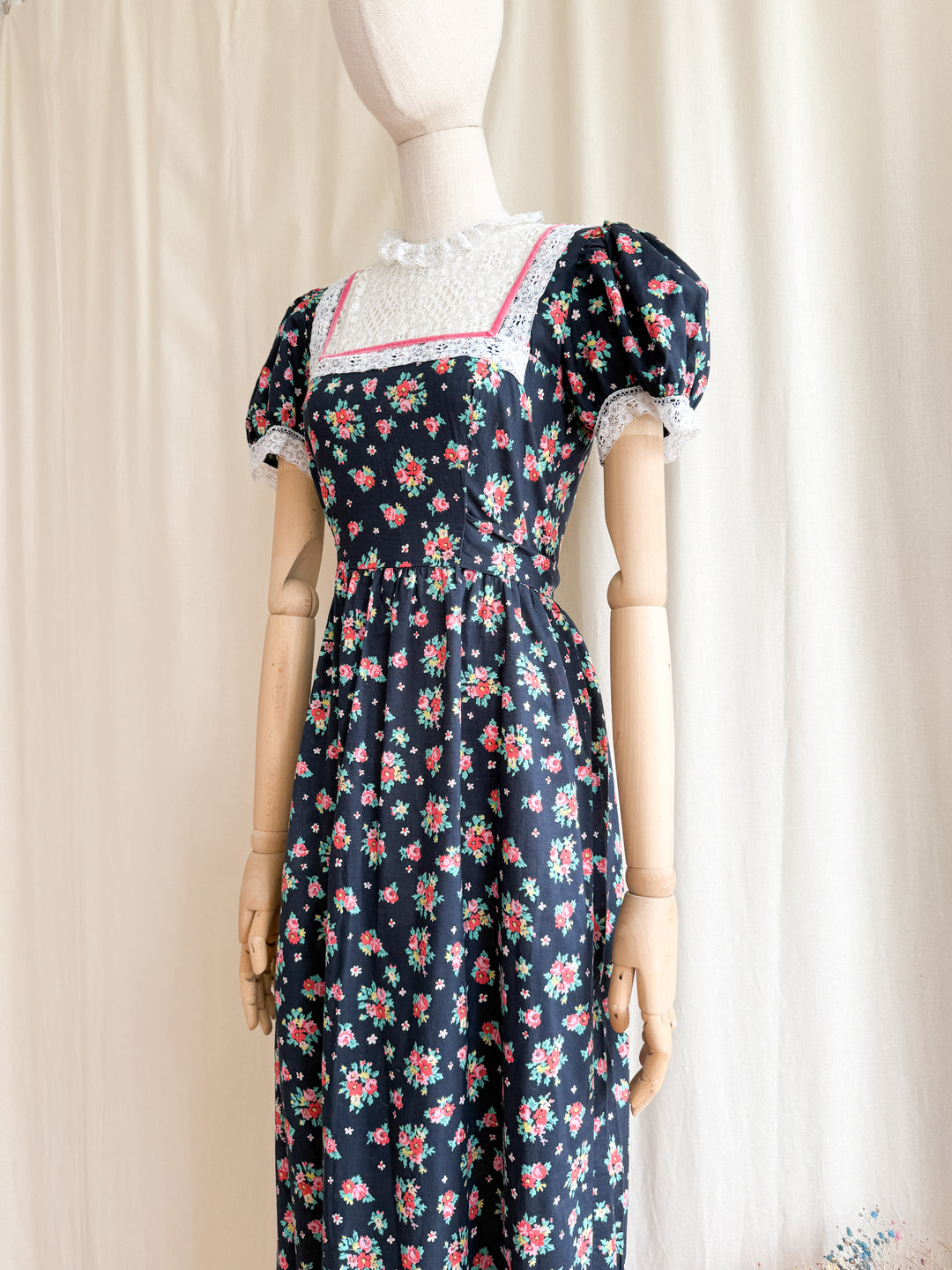 Adorable 70s Lace Yoke Black Floral Cotton Prairie Maxi Dress