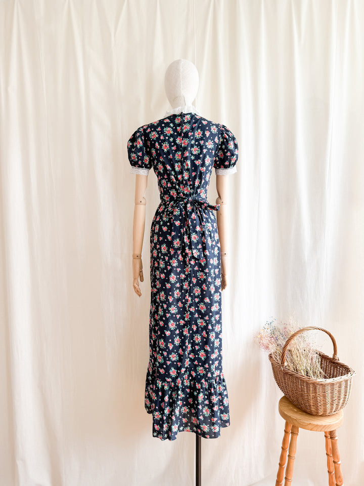 Adorable 70s Lace Yoke Black Floral Cotton Prairie Maxi Dress