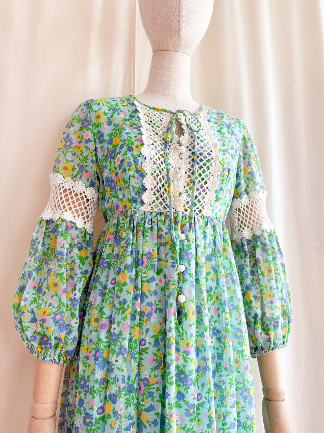 Gorgeous 70s Vibrant Watercolour Floral Bohemian Cotton Maxi Dress