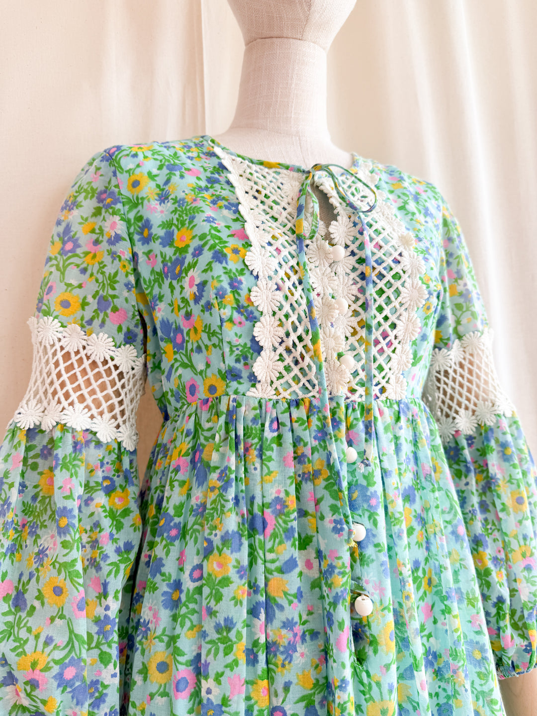 Gorgeous 70s Vibrant Watercolour Floral Bohemian Cotton Maxi Dress
