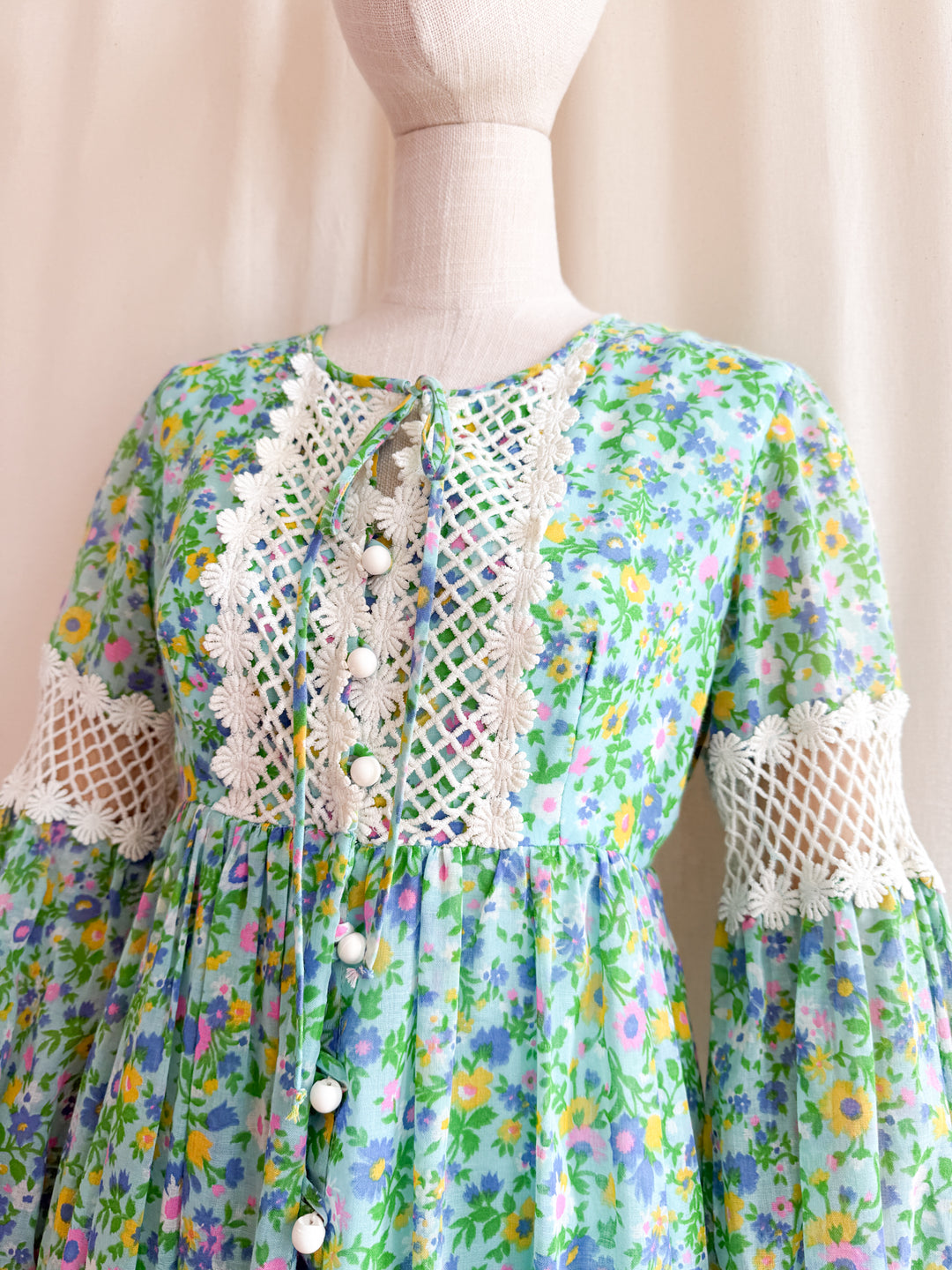 Gorgeous 70s Vibrant Watercolour Floral Bohemian Cotton Maxi Dress