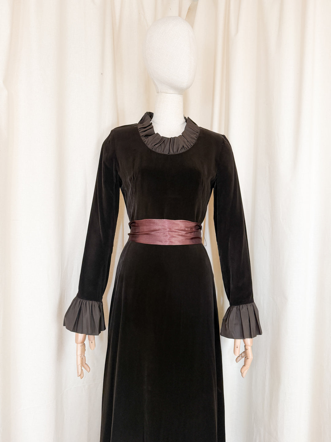 Breathtaking Rare 1970s Peter Barron Brown Velvet Maxi Dress