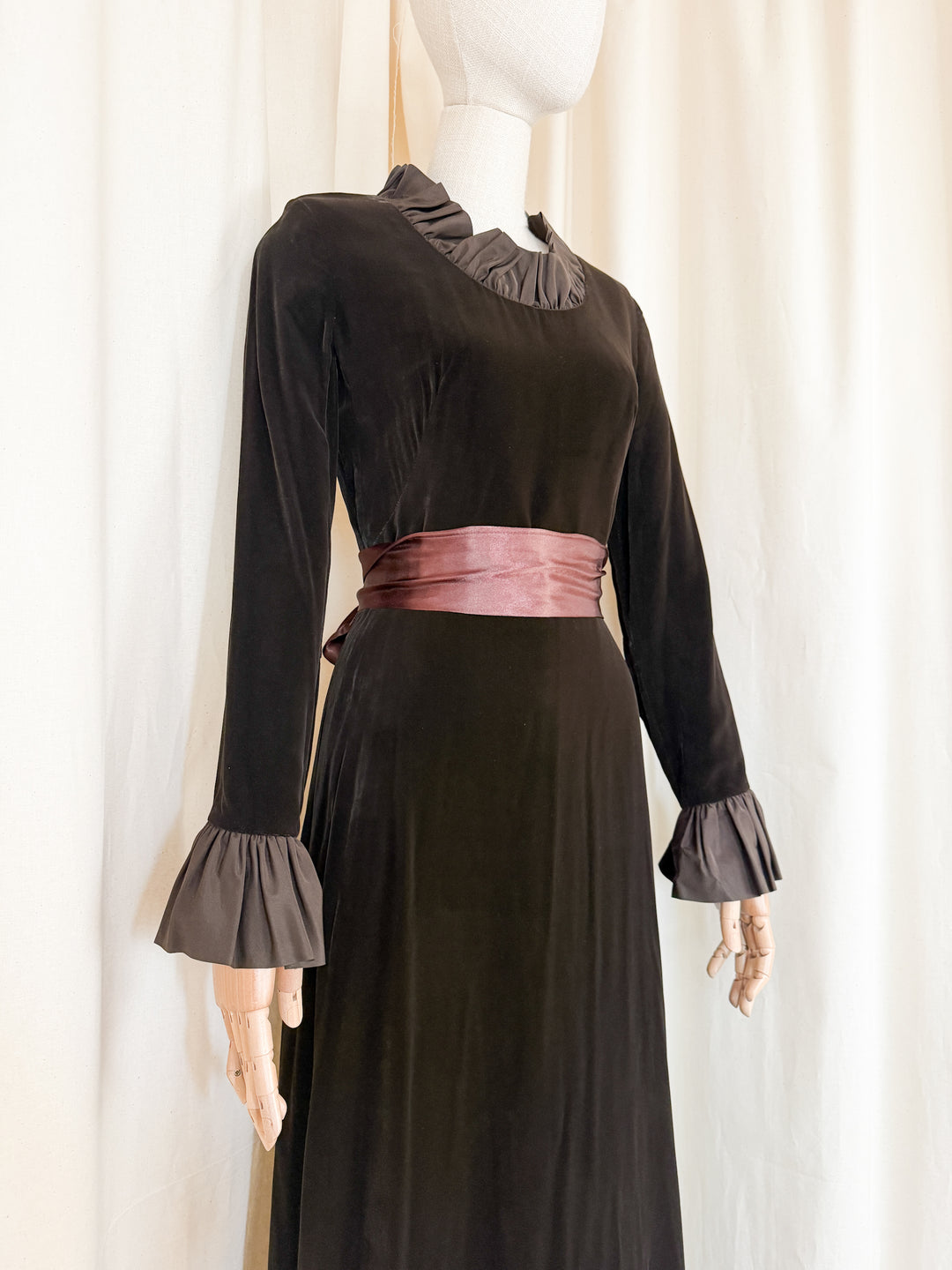 Breathtaking Rare 1970s Peter Barron Brown Velvet Maxi Dress