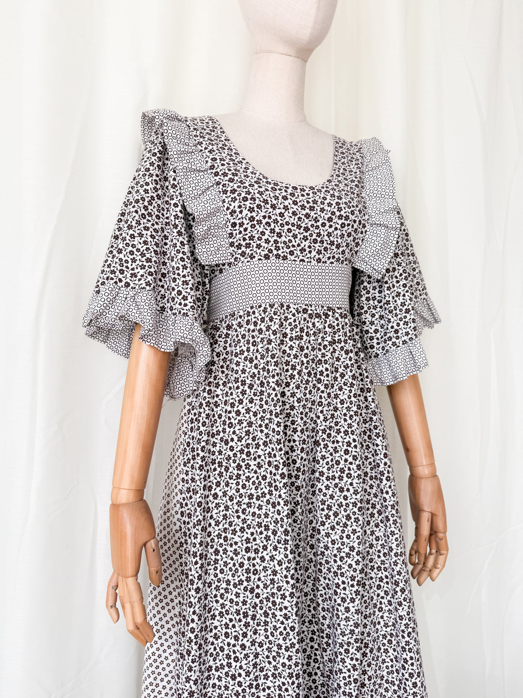 Stunning Rare 1970s Gina Fratini for Fiona Dresses Cotton Maxi Dress