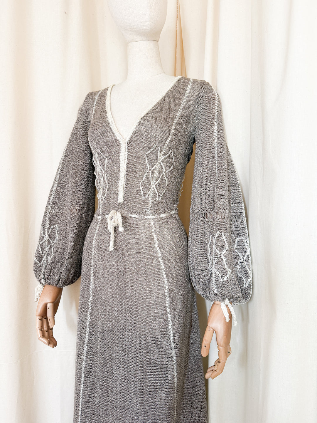 Divine Holy Grail Rare 1970s Mary Farrin Knit Maxi Dress