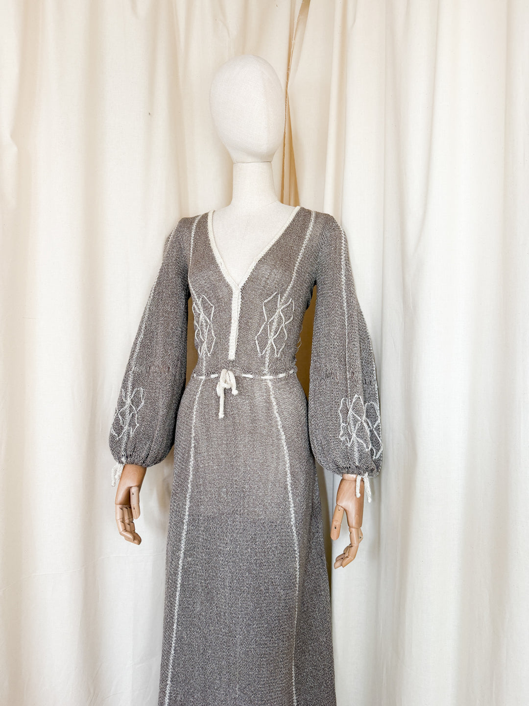 Divine Holy Grail Rare 1970s Mary Farrin Knit Maxi Dress