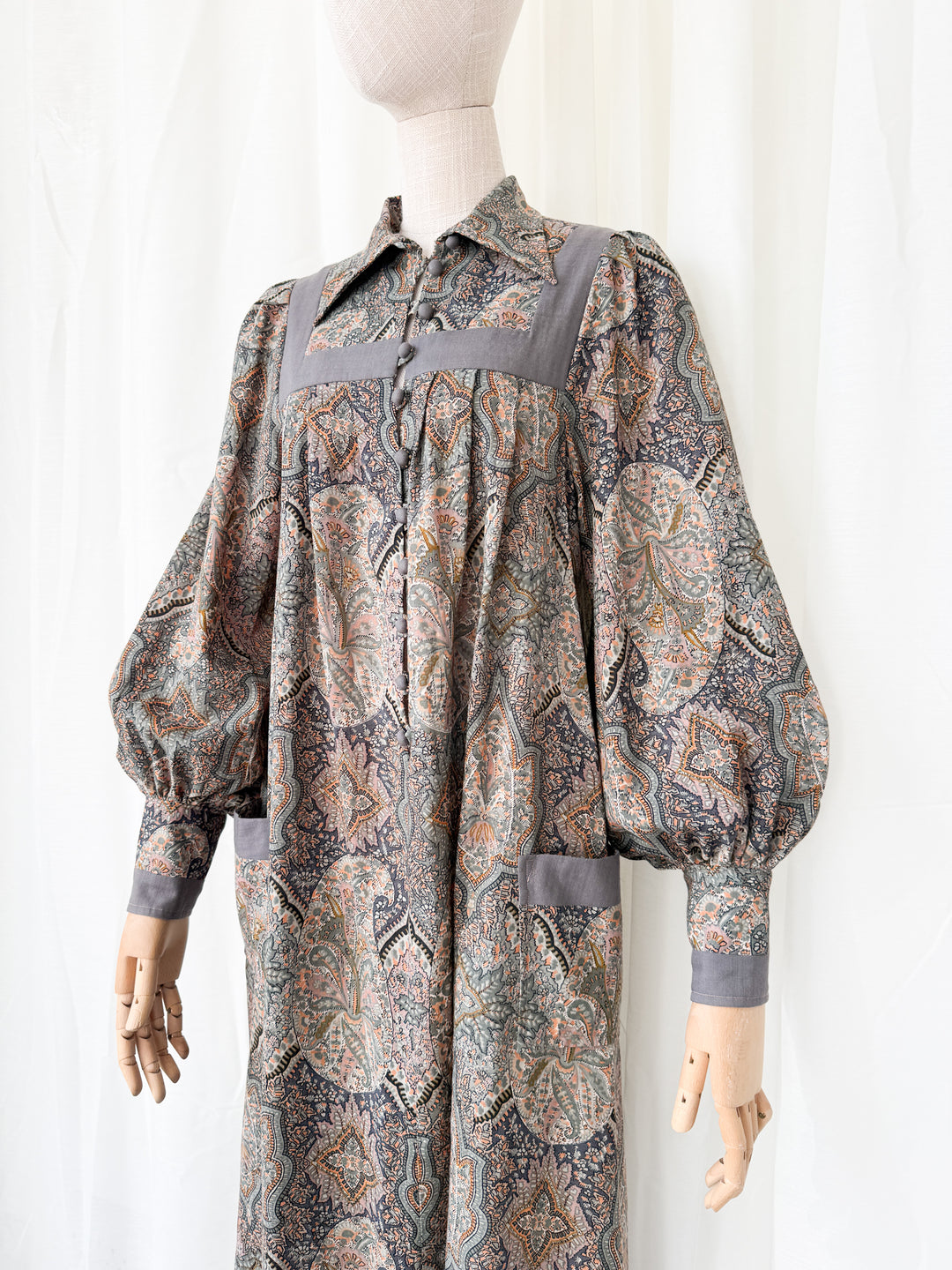 Precious Holy Grail Rare Fine Feathers Liberty 1970s Wool Midi Dress