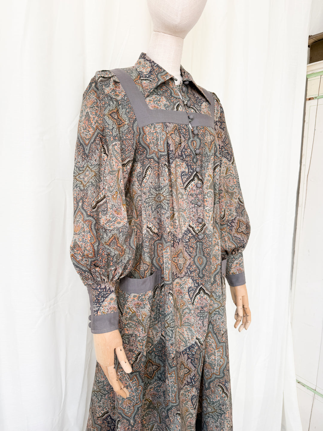 Precious Holy Grail Rare Fine Feathers Liberty 1970s Wool Midi Dress