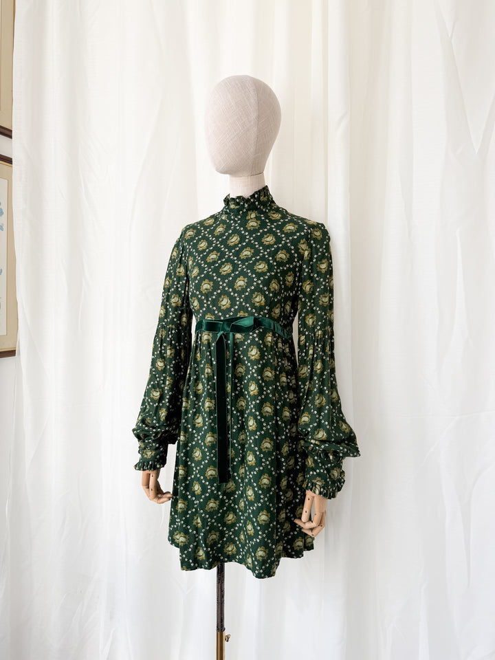 Divine 1970s Wool Crepe Green Mini Dress
