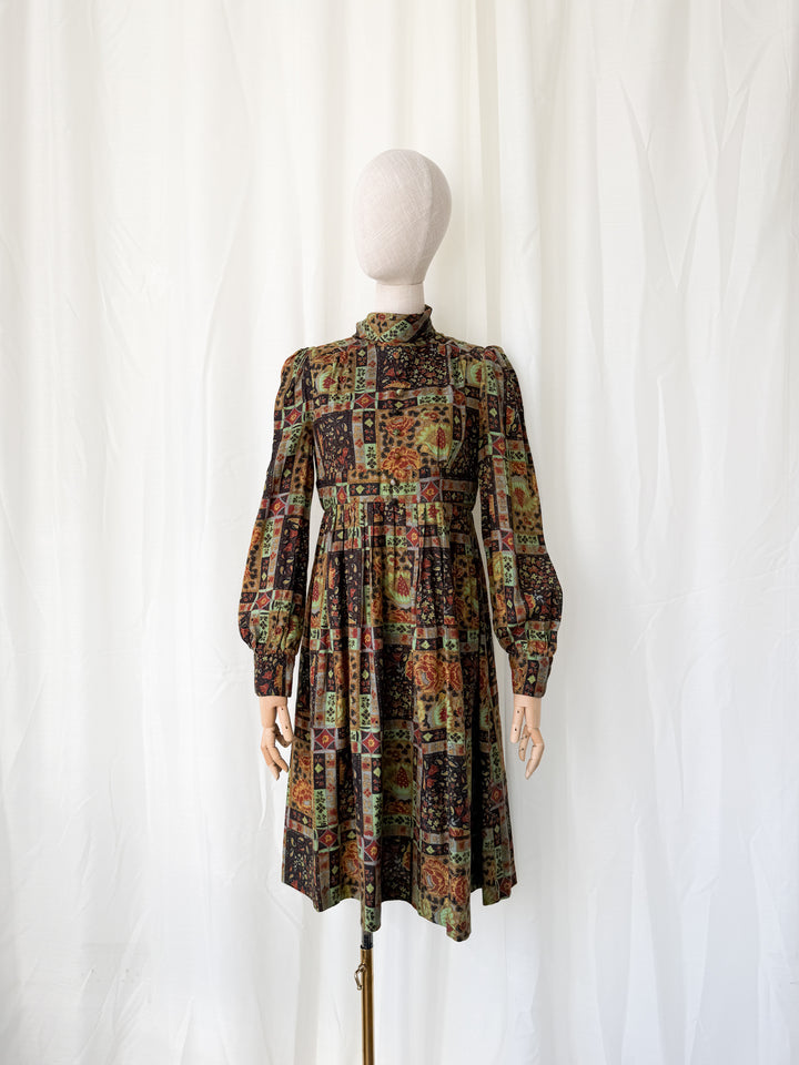Insane 1970s Wool Cotton Blend Wallis Autumnal Midi Dress