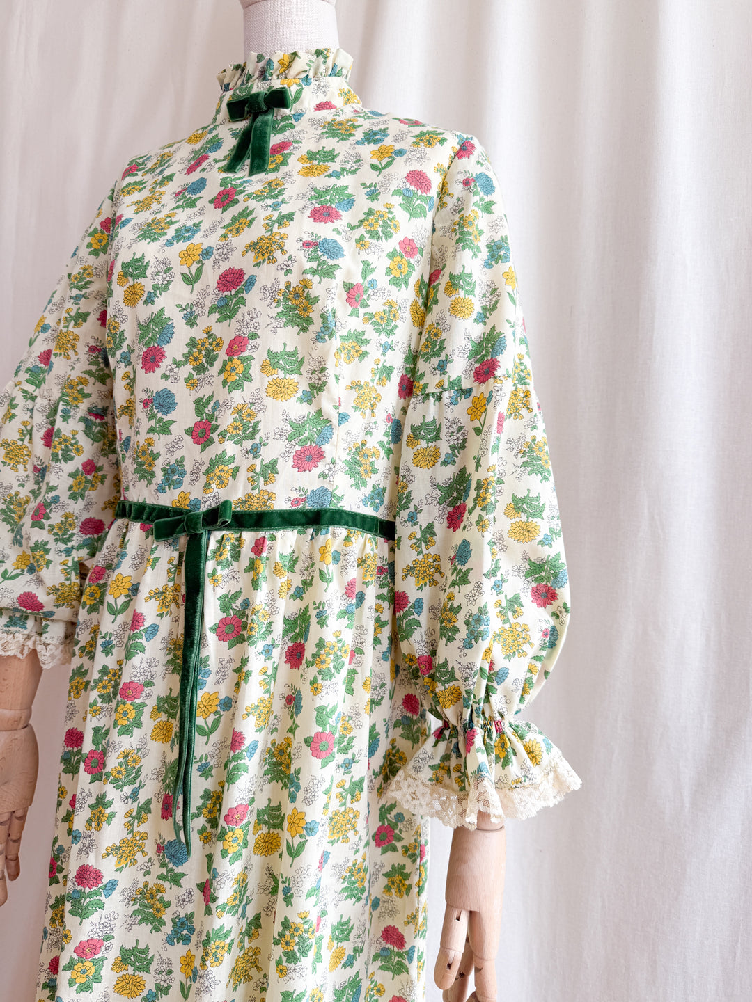 Divine 70s Cotton Floral Lace Trimmed Maxi Dress