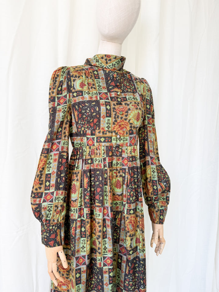 Insane 1970s Wool Cotton Blend Wallis Autumnal Midi Dress
