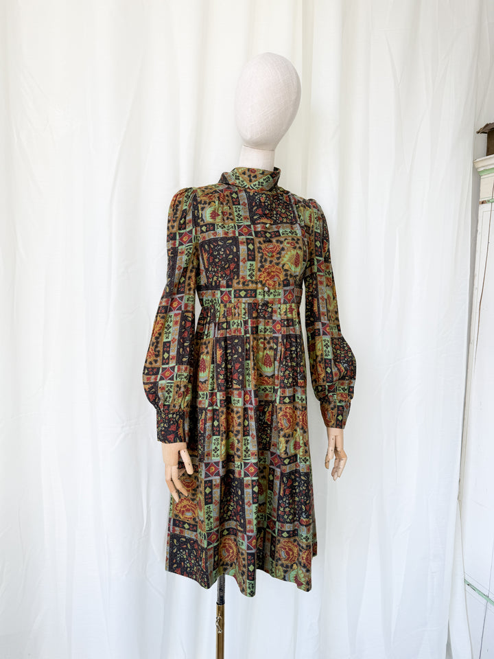Insane 1970s Wool Cotton Blend Wallis Autumnal Midi Dress