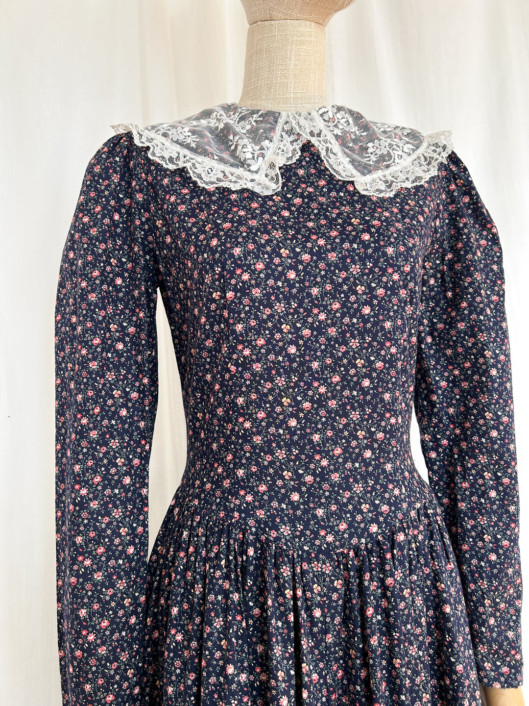 Rosa ~ Dreamy Lace Collar Navy and Pink Floral Cotton 70s Dream Dress