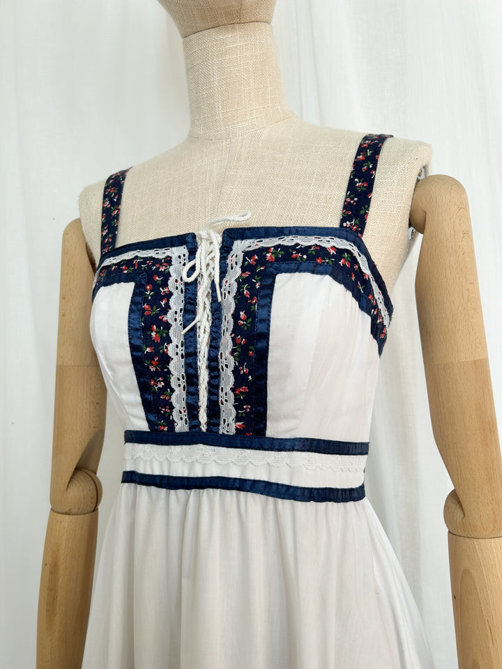 Beautiful 70s Gunne Sax Style Prairie Midi Dress