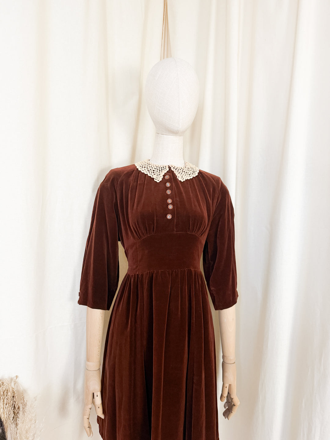 Incredible Precious Rare 1930s Velvet Mini Dress