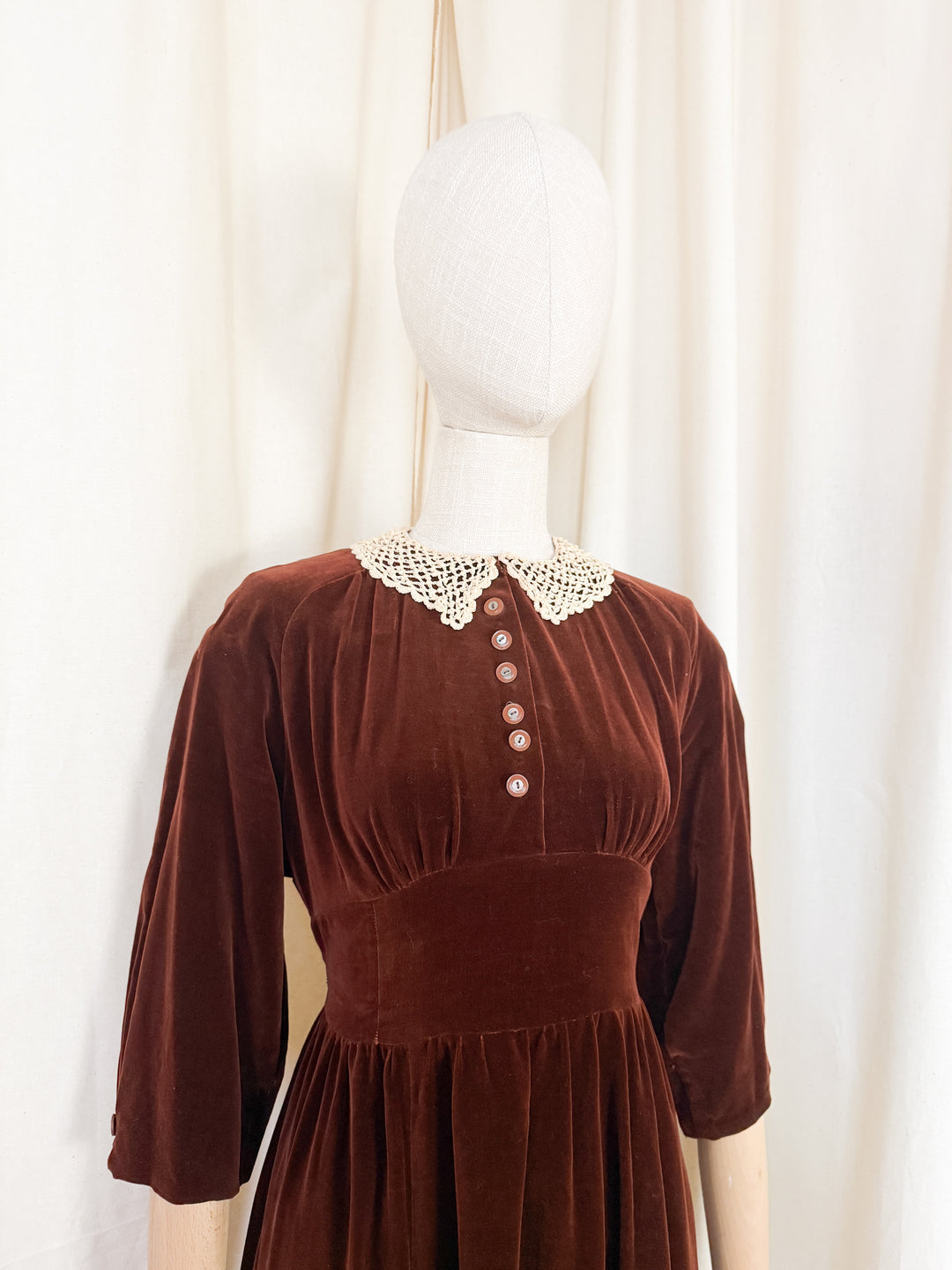 Incredible Precious Rare 1930s Velvet Mini Dress