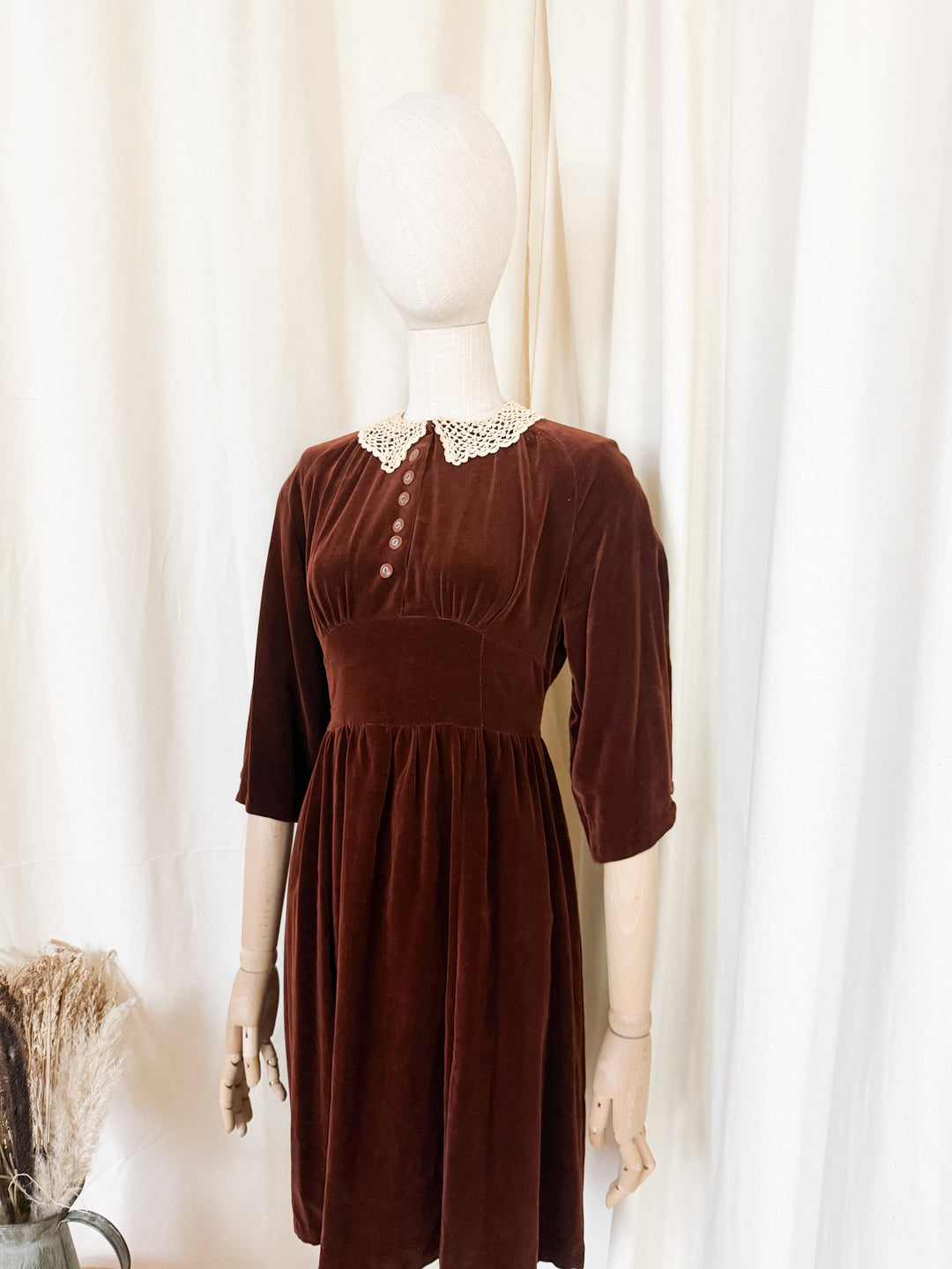 Incredible Precious Rare 1930s Velvet Mini Dress