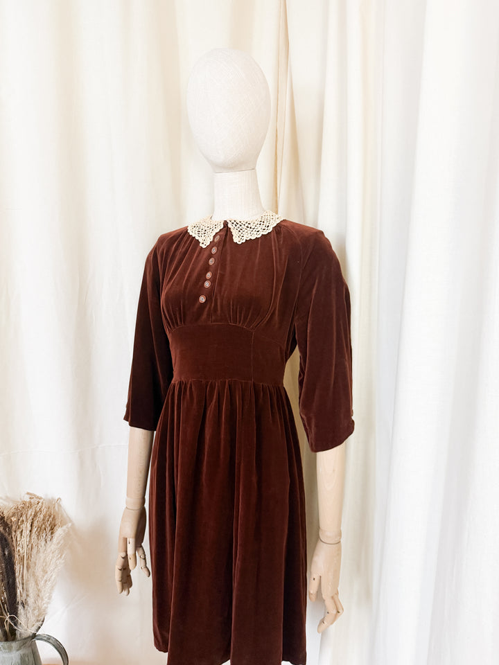 Incredible Precious Rare 1930s Velvet Mini Dress