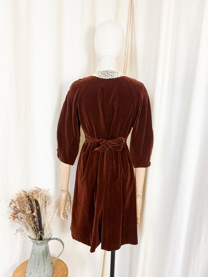 Incredible Precious Rare 1930s Velvet Mini Dress