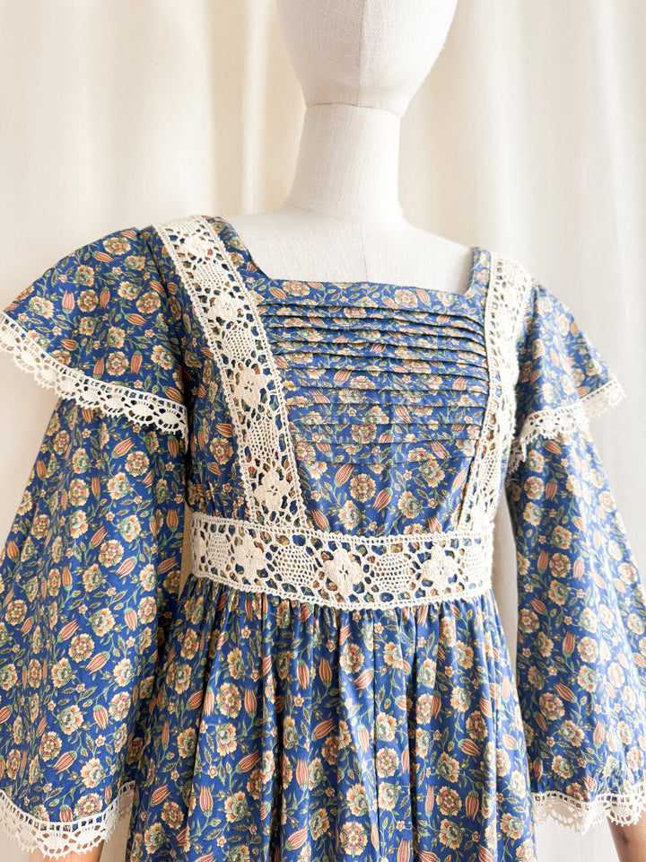 Holy Grail Precious 70s Bohemian Cotton Dream Dress by Travers Tempos