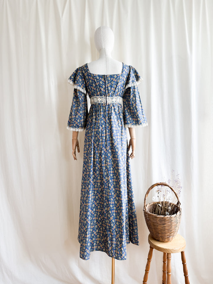 Holy Grail Precious 70s Bohemian Cotton Dream Dress by Travers Tempos