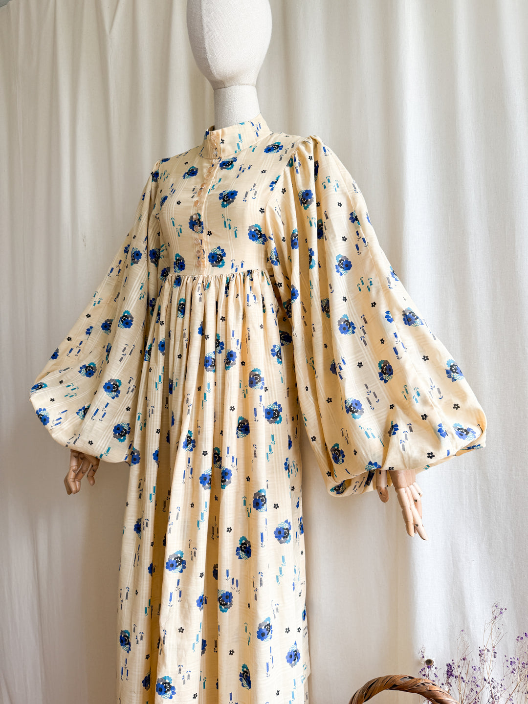 Magnificent Holy Grail Rare Huge Billowing Sleeve 70s Cotton Dream Dress