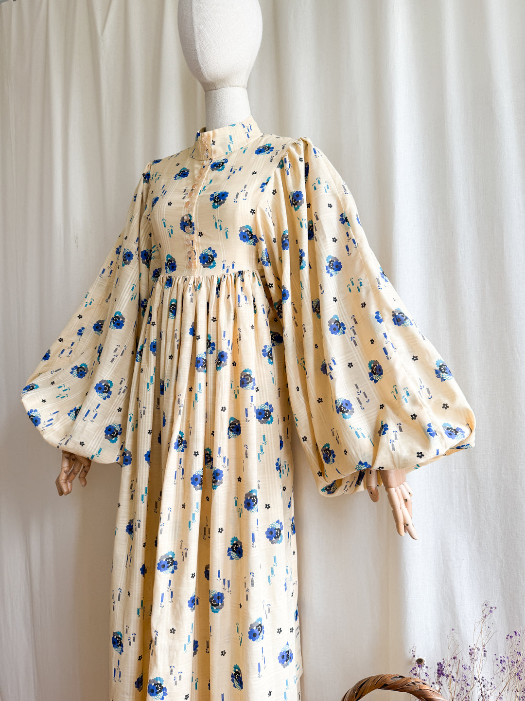 Magnificent Holy Grail Rare Huge Billowing Sleeve 70s Cotton Dream Dress