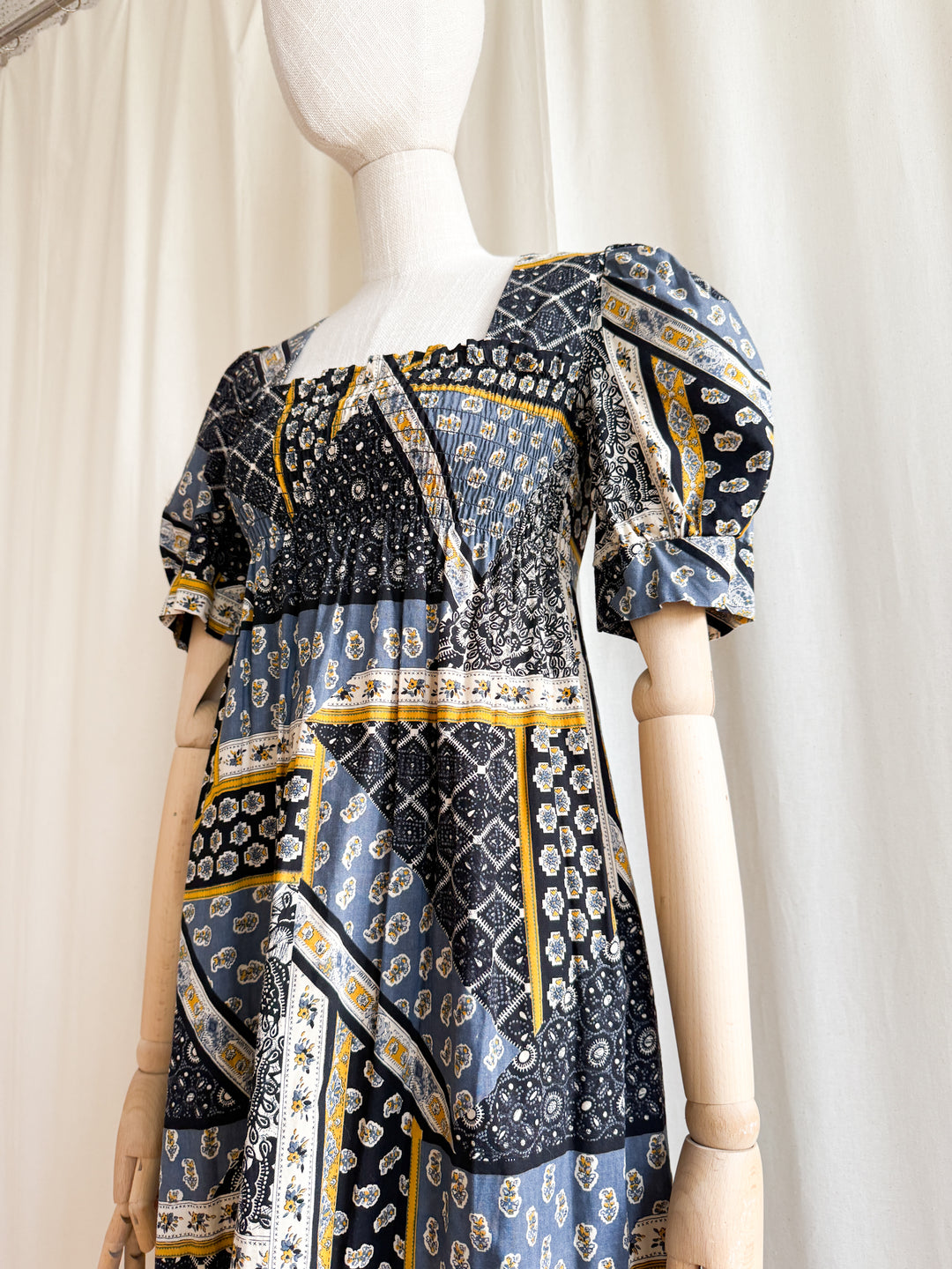 Beautiful 70s Shirred Bust Puff Sleeve Cotton Maxi Dress