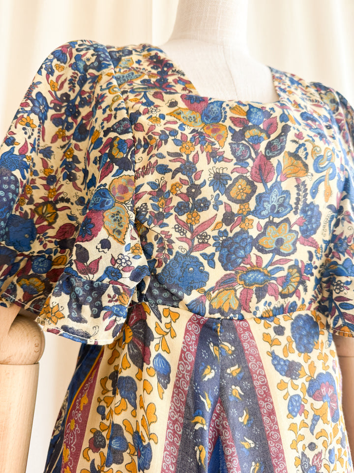 Stunning 70s Flutter Sleeve Animal Print Cotton maxi Dress