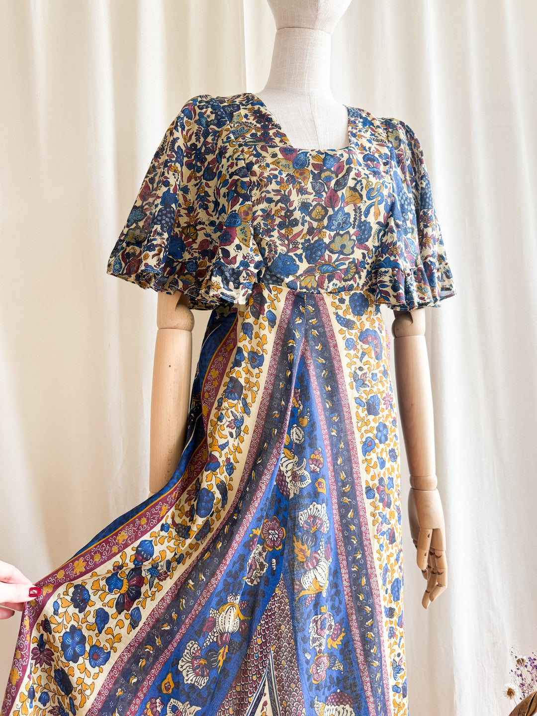 Stunning 70s Flutter Sleeve Animal Print Cotton maxi Dress
