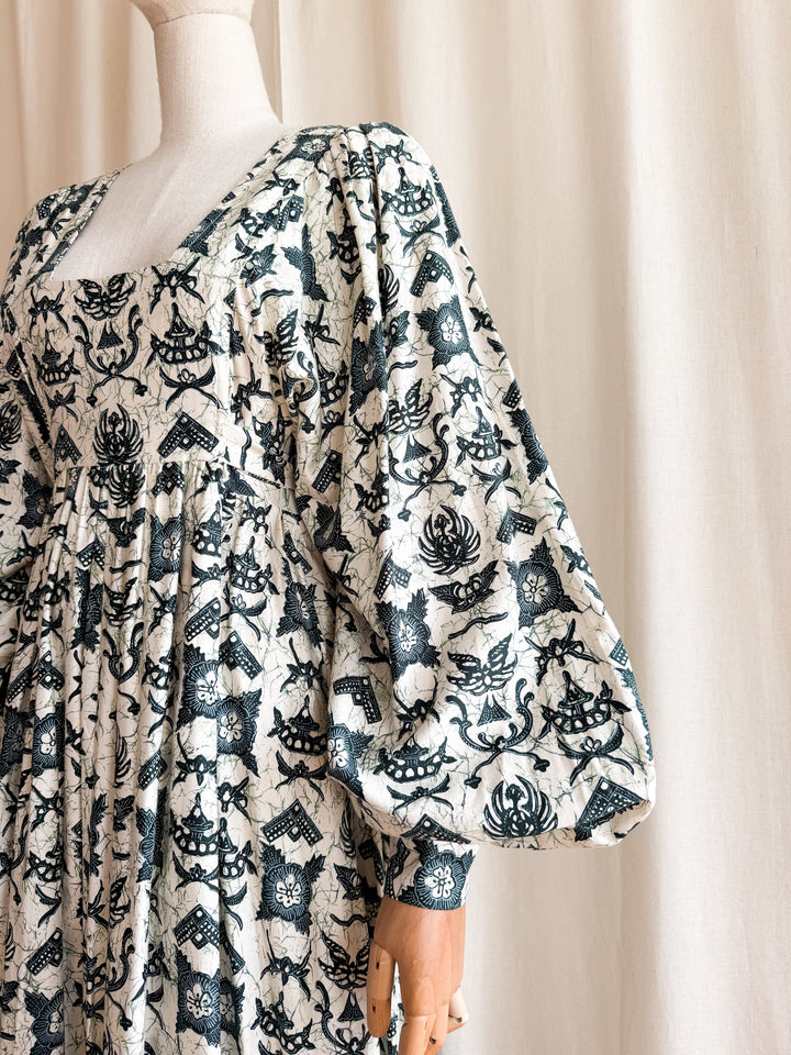 Astounding Rare One of a kind Batik Print 70s Billowing Sleeve Cotton Maxi Dress